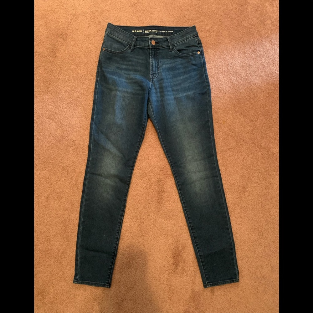 Old Navy super skinny mid rise size 4